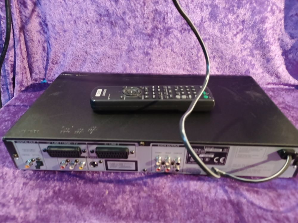 SONY CD/DVD Player - DVP-NS400D | Kaufen auf Ricardo