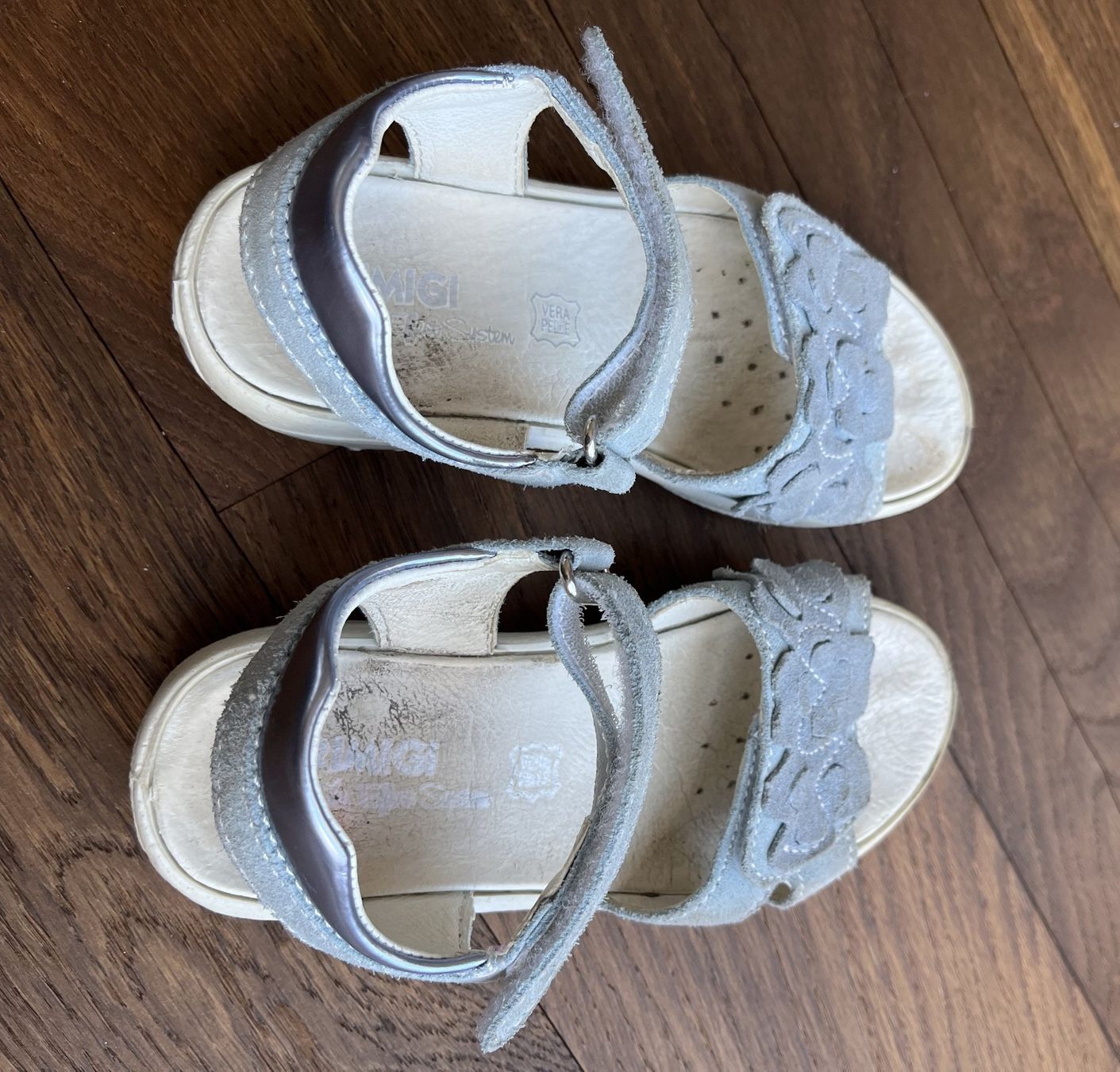 Primigi Scarpe per ragazze: Sandalen Primigi Gr. 29, Leder Schuhe – Usato da Affoltern am Albis venduto da Blackrhythm 5