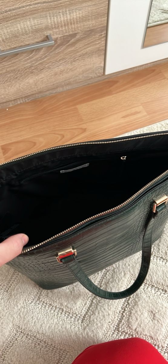 David Jones Borse da donna: Ensemble des sacs sont neufs  – Nuovo e nell'imballaggio originale da Neuchâtel venduto da sai_6zhx 6