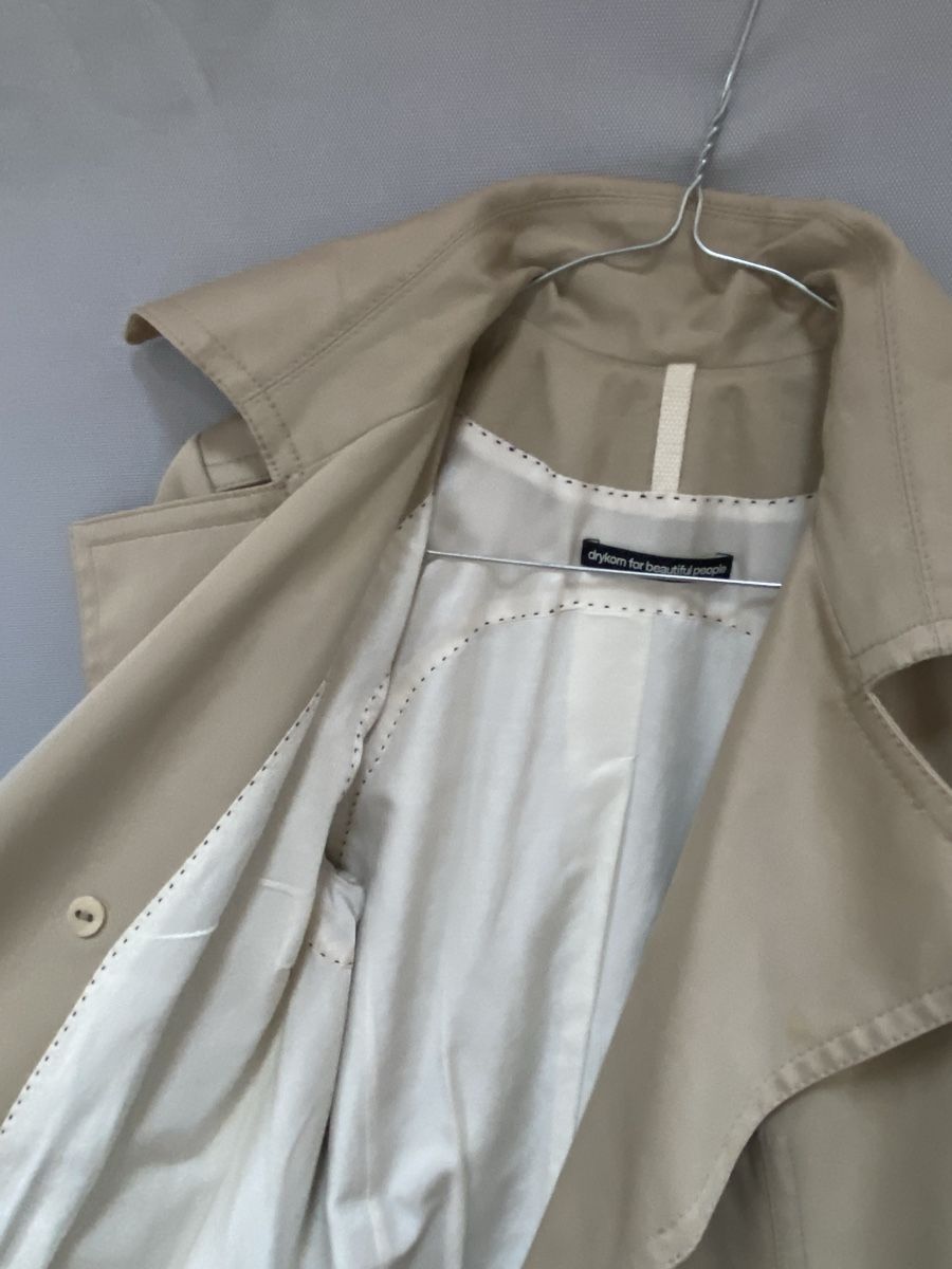 Cappotti: Trenchcoat Gr.S-M Beige, Top Zustand – Usato da Kriens venduto da sch_v6nl 1