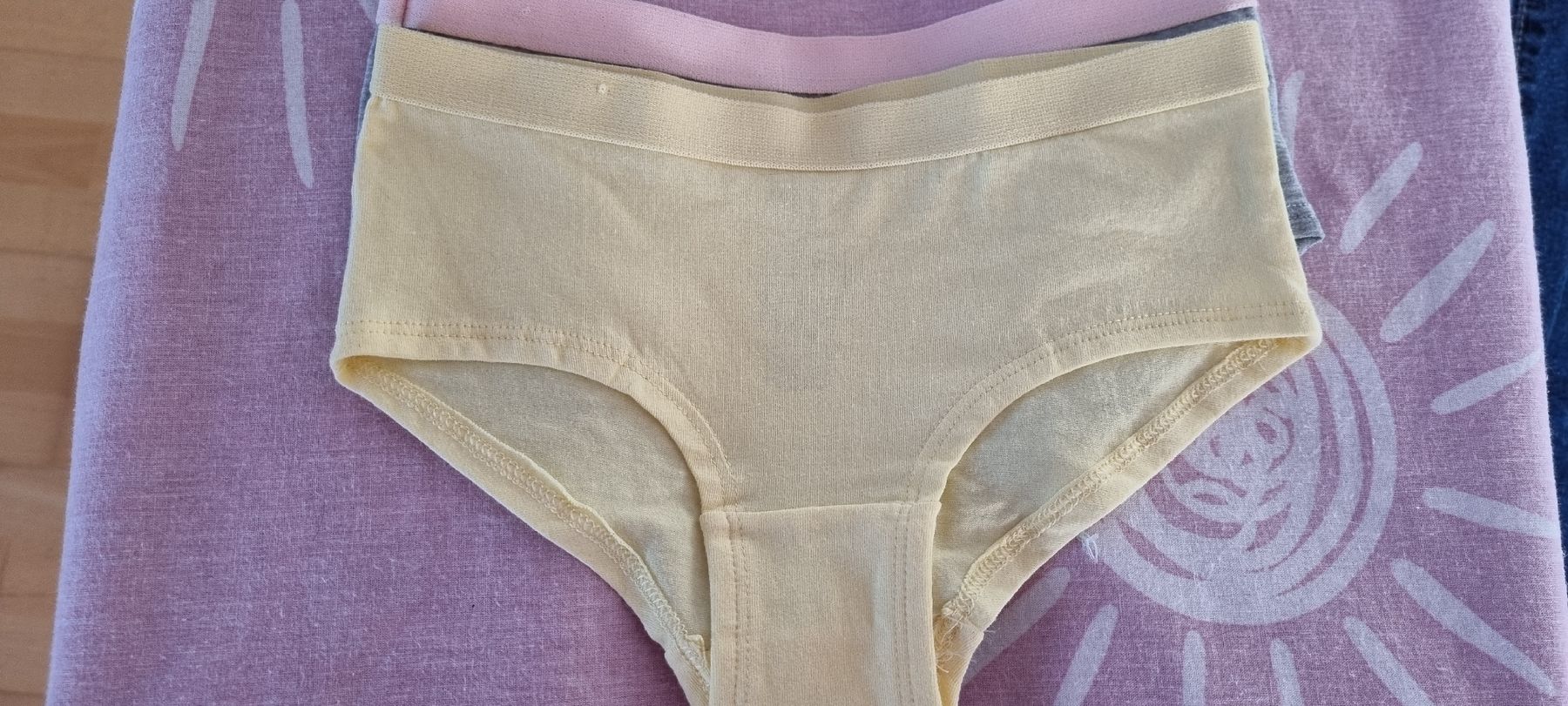 Biancheria intima: 2 L&D Mädchen Unterhosen, Grösse 122/128, neu – Nuovo (secondo la descrizione) da egliswil venduto da Maggy6 1