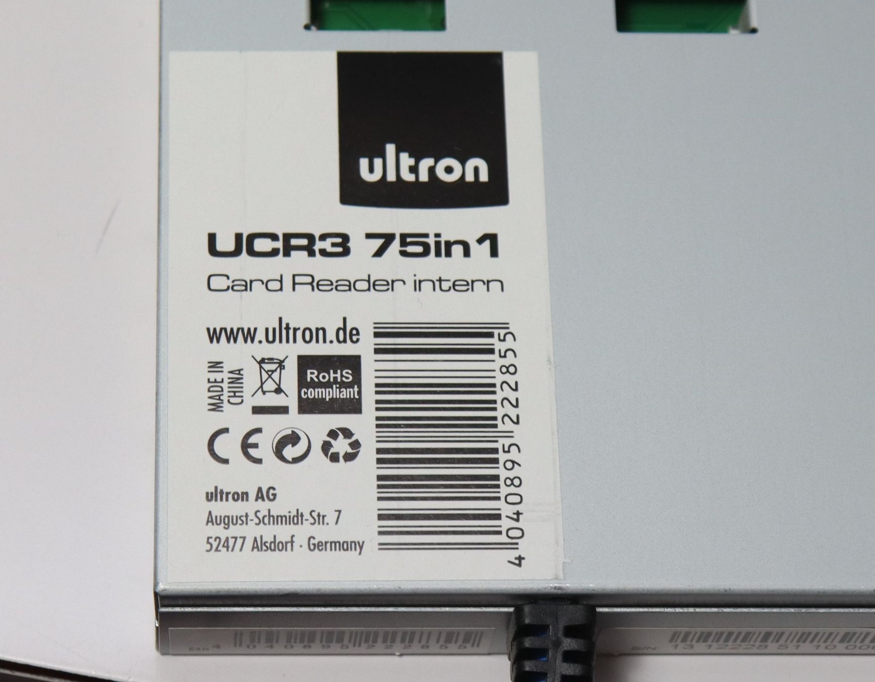 Lettori di schede: Ultron UCR3 Cardreader Kartenleser 3.5" USB, SD, CF, CD, MS – Usato da Frick venduto da volvo850driver 4