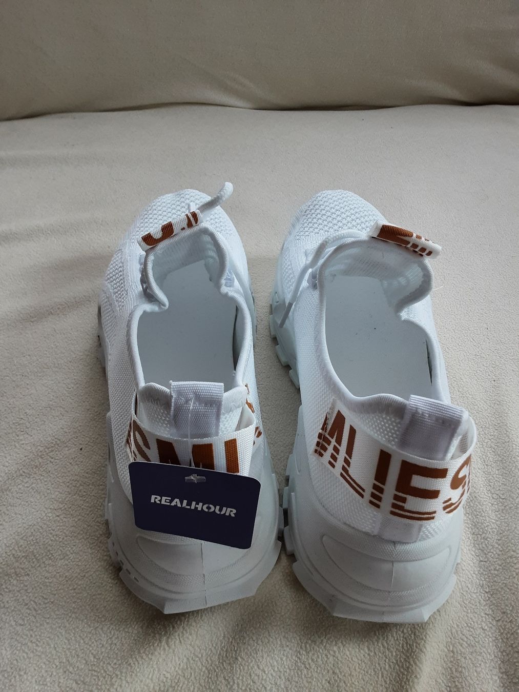 Scarpe da donna: Weisse Sommer Turnschuhe, Grösse 41, neu – Nuovo (secondo la descrizione) da Altdorf UR venduto da Brandli 5