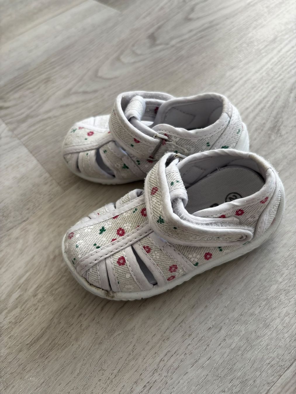 Schuhe für Jungen: Kindersandals Gr. 20 – Gebraucht aus Hochfelden von rub_rnw5