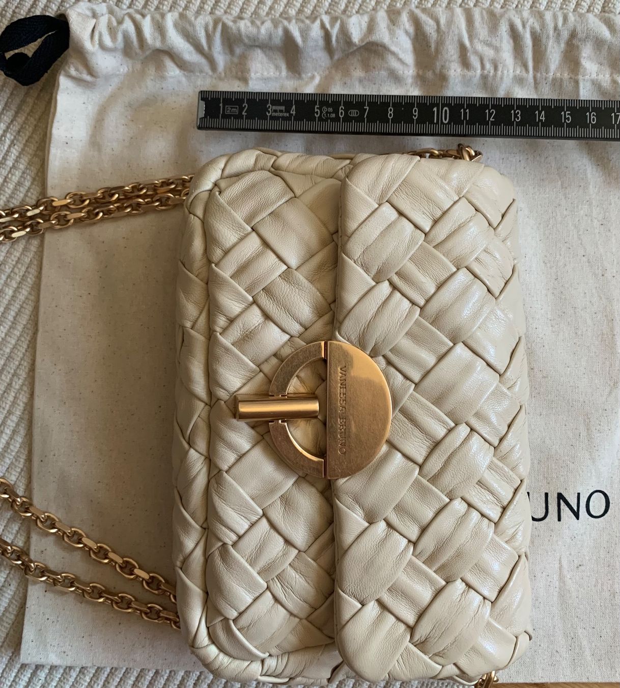 Vanessa Bruno Taschen für Damen: Sac Vanessa Bruno neuf cuir d’agneau tressé – Neu und originalverpackt aus Gland von TallyEva 8
