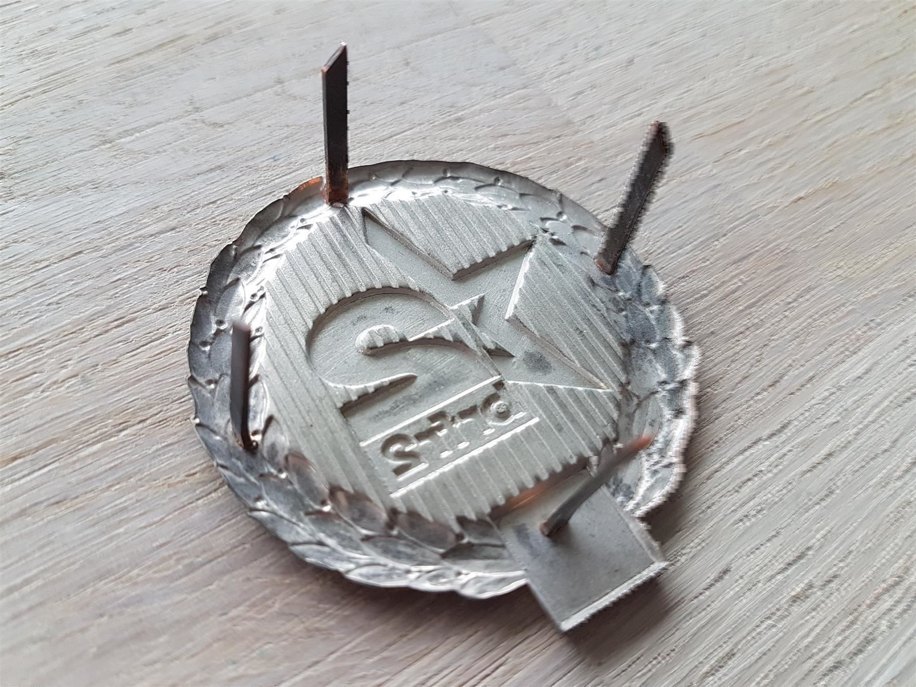 Placchette & Badge: Béret Emblem br fr 2 – Usato da Erlinsbach venduto da S700 1