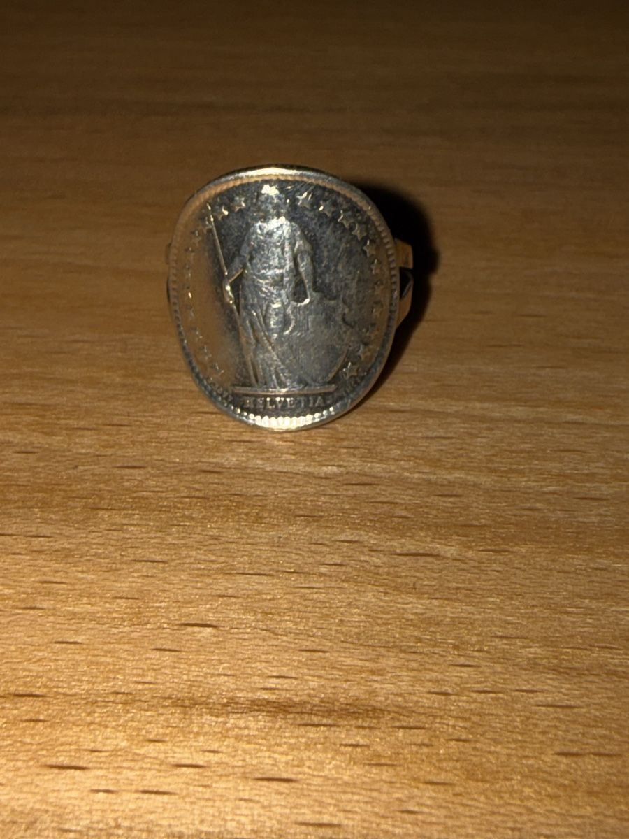 Anelli: Fingerring – Usato da Grenchen venduto da Bastet007