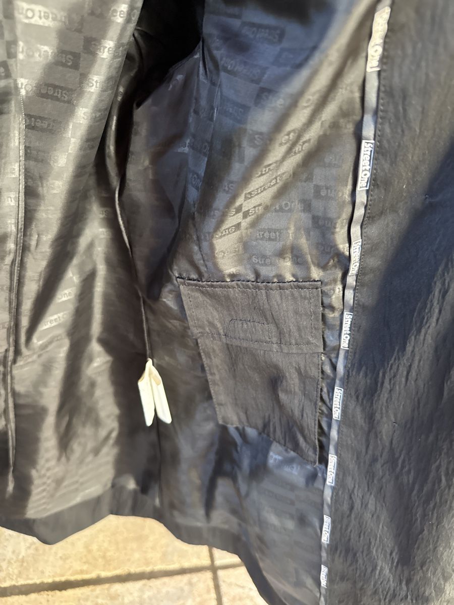 Giacche: Parka Kurzmantel schwarz – Usato da Dettighofen (Lengwil) venduto da Dolol 3