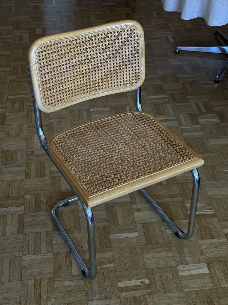 Chaises: Freischwinger mit Korbgeflecht ähnlich Thonet – D'occasion à Zürich par Fahrenhyde 1