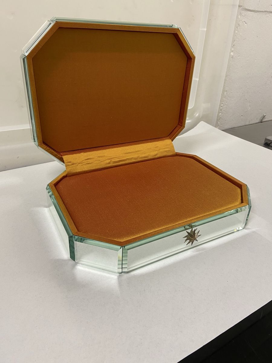 Portagioie: Schmuckschatulle Facettierte Glas Spiegel 8eckig – Usato da Dietikon venduto da brocki-eyra 7
