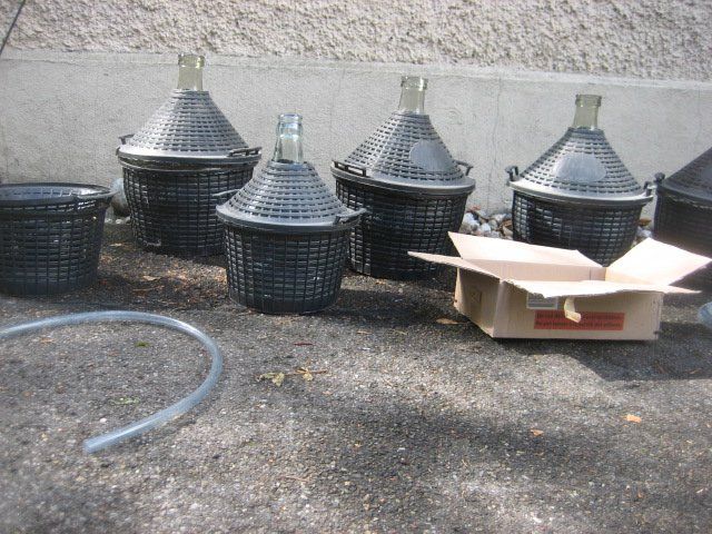 Accessori: 5 Ballonflaschen mit Zubehör – Usato da Winterthur venduto da pf02