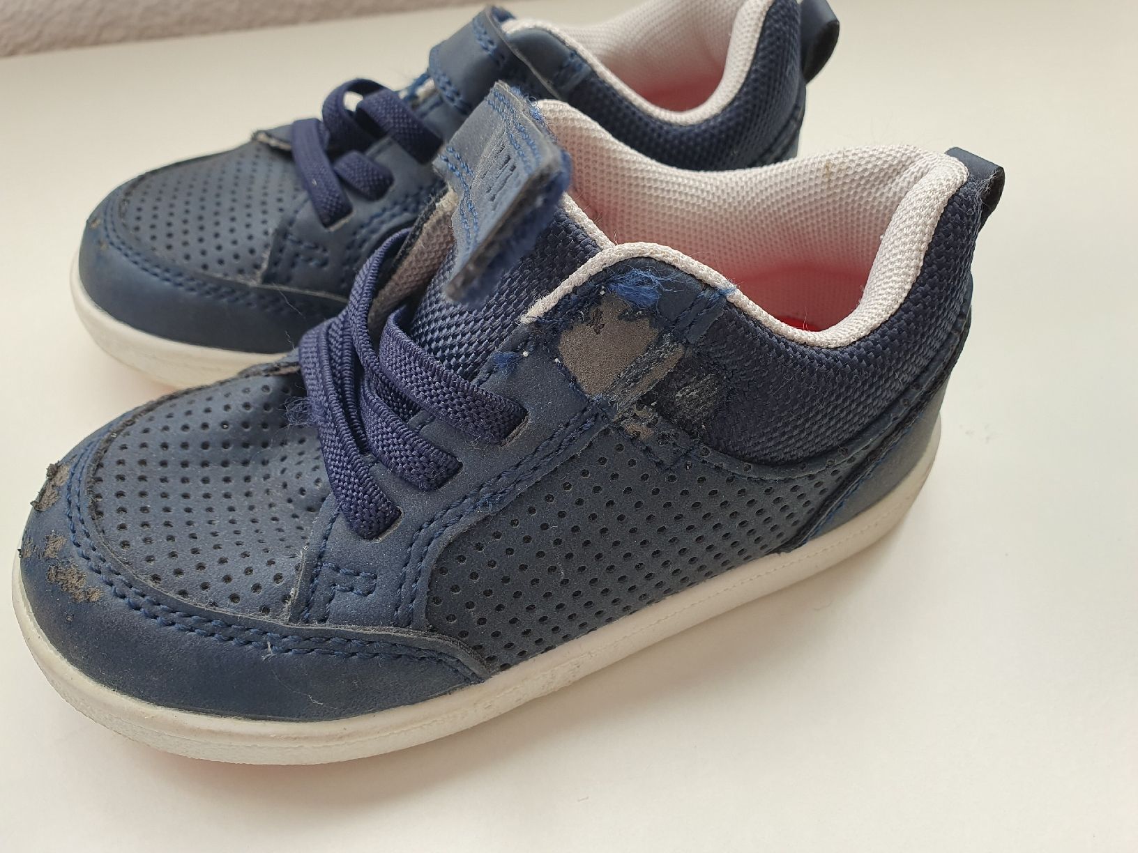 Scarpe per ragazzi: Turnschuhe Gr 23 – Usato da Niederönz venduto da STI88 1