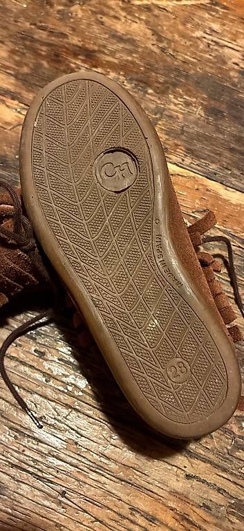 Schuhe für Jungen: Mocassin pointure 28  – Gebraucht aus Les Collons von gehaisse 1