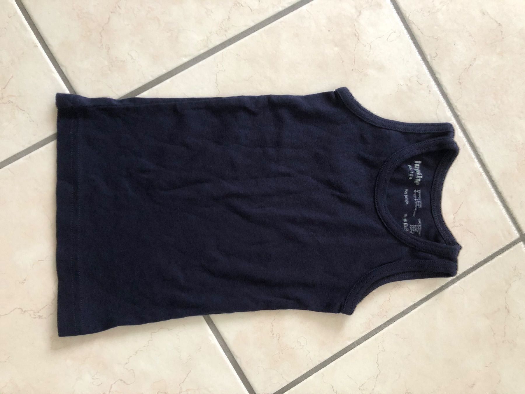 Camicie, T-shirt & Polo: Trägershirt grösse 98/104 – Usato da Zimmerwald venduto da wuff81