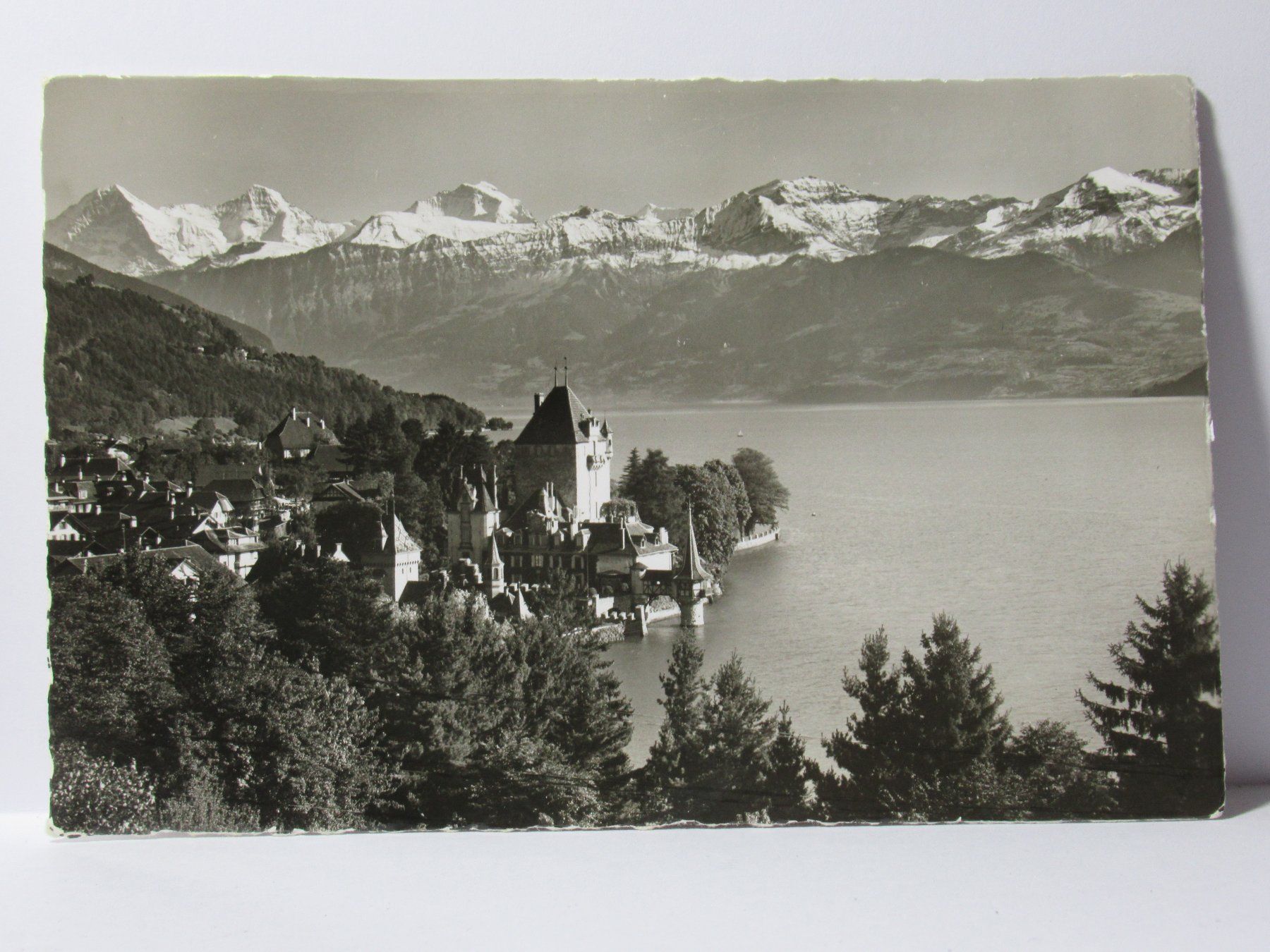 Cartoline postali: Oberhofen am Thunersee , Schloss – Nuovo (secondo la descrizione) da Grenchen venduto da Bluemchen1900