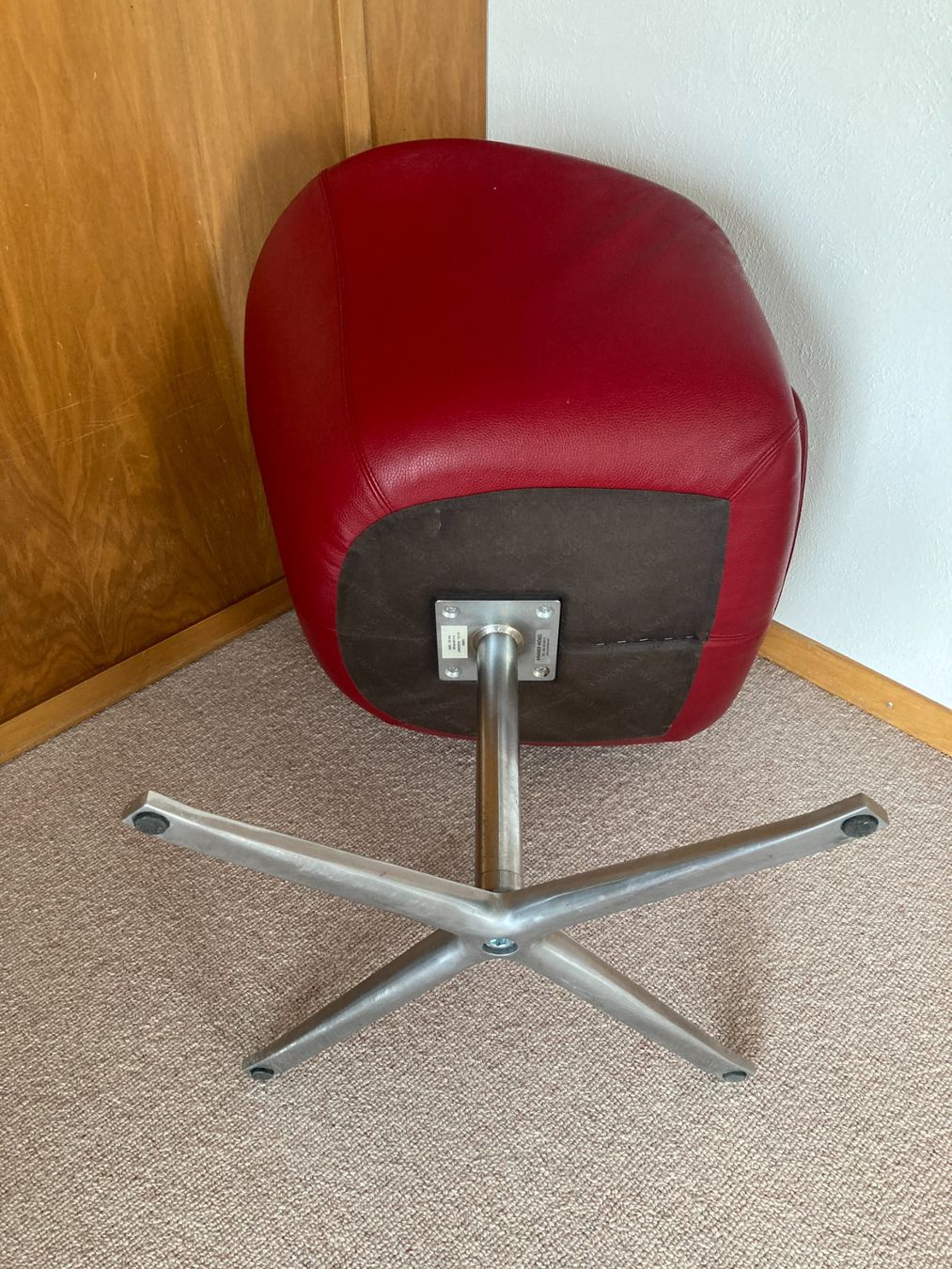 Knoll Poltrone: Walter Knoll Turtle Chair – Usato da Wil SG venduto da Pin05 3