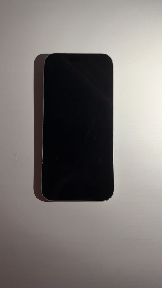 Apple Portables: iPhone 17 Pro Max 512GB Silver – D'occasion à Lupfig par mari_lgd 2