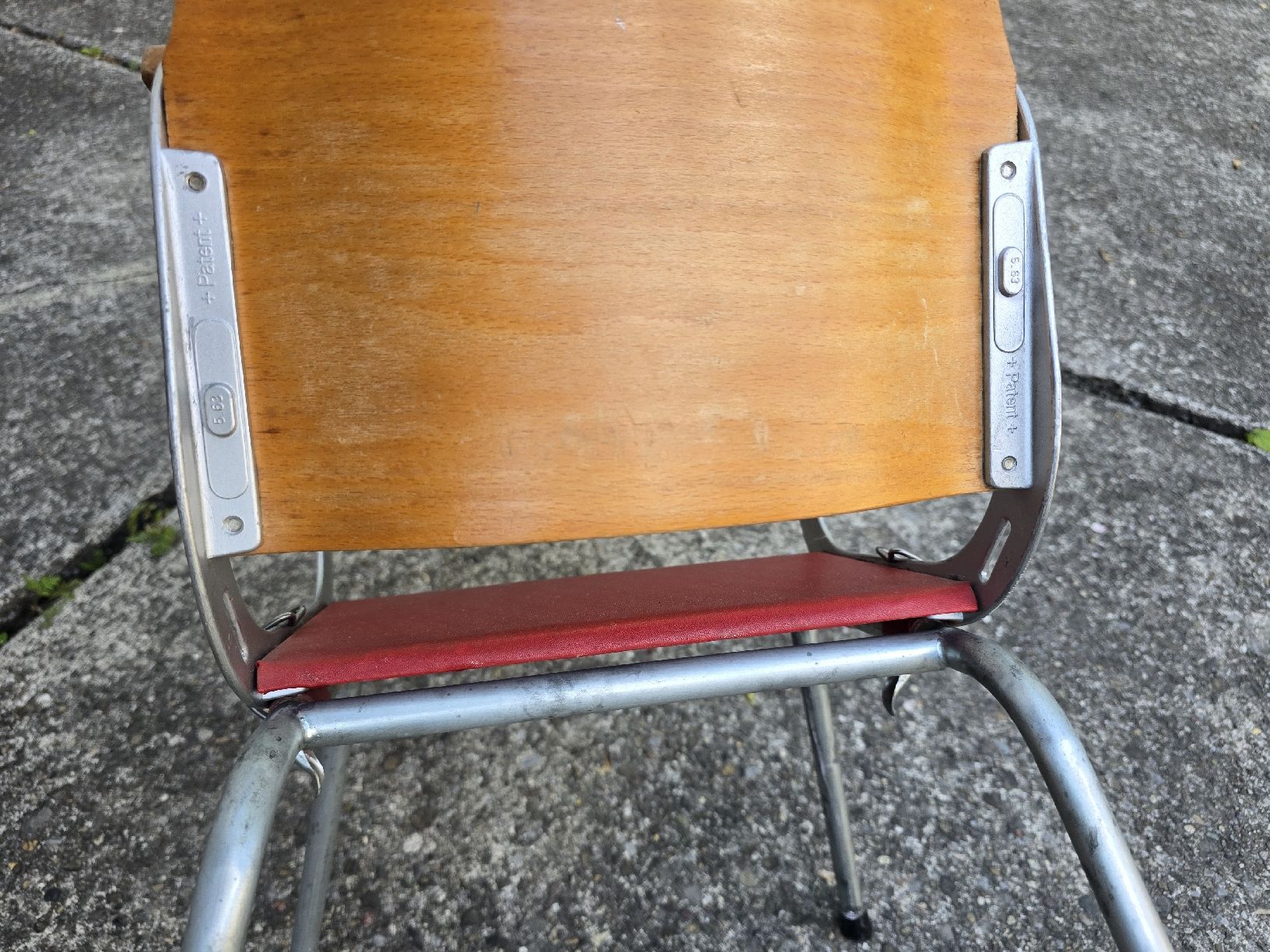 Stühle: Vintage Th. Röschli Kinderstuhl Tischsitz – Gebraucht aus Uster von DuVaekkedeMig 2