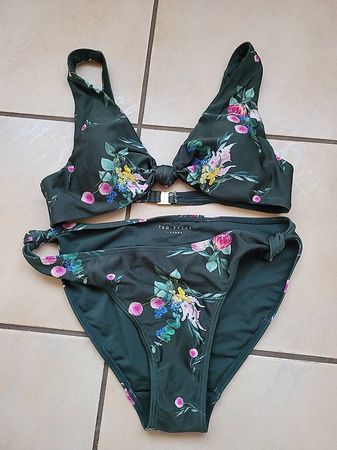 Neuer Bikini Ted Baker Grösse 42