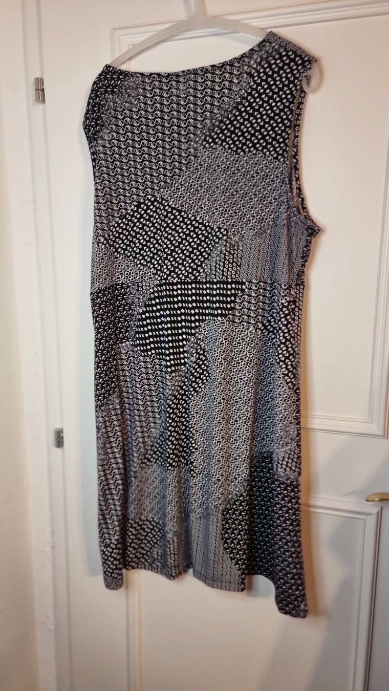Vestiti: Kleid Größe 50 – Usato da Wald ZH venduto da Martin79 3