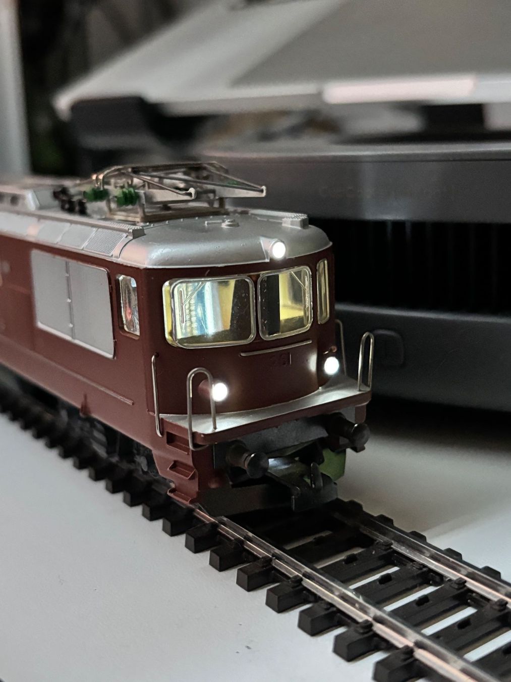Hag Modellini di ferrovie: HAG 180 Re 4/4 BLS – Usato da Rothenburg venduto da Vanzonk 7