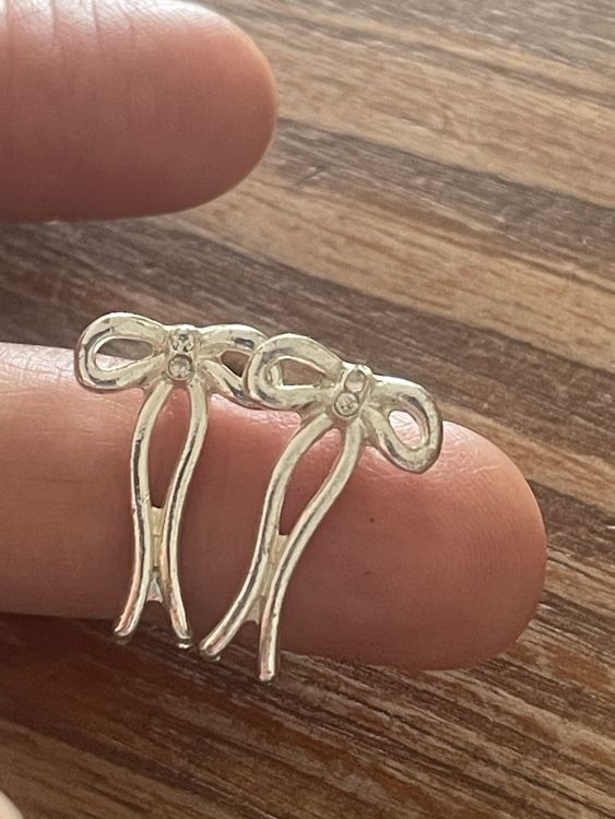 Boucles d'oreilles minimalistes noeud papillon