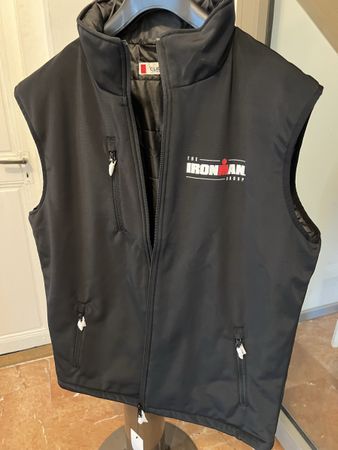 Gilet triathlon Ironman neuf Clique