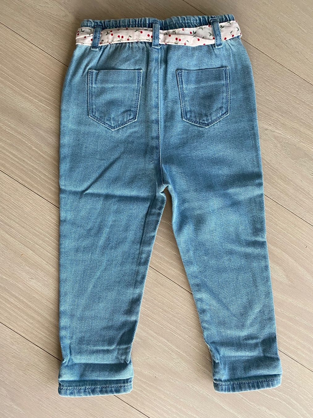 Vertbaudet Pantaloni: Hose vertbaudet 86cm/24m – Usato da Hofstetten SO venduto da ani_55wx 1