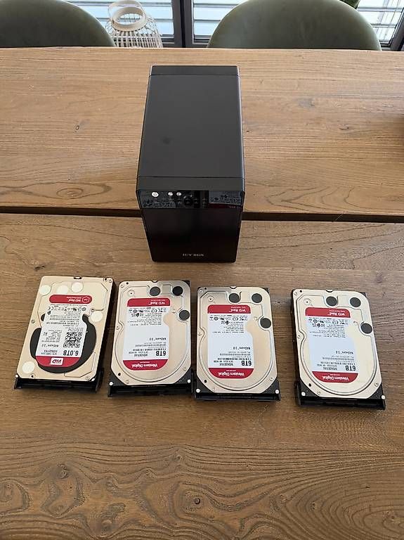 Western Digital Dischi rigidi: 2x 6TB WD Red und Icy Box Case – Nuovo (secondo la descrizione) da Alpnach Dorf venduto da Tobi002 1