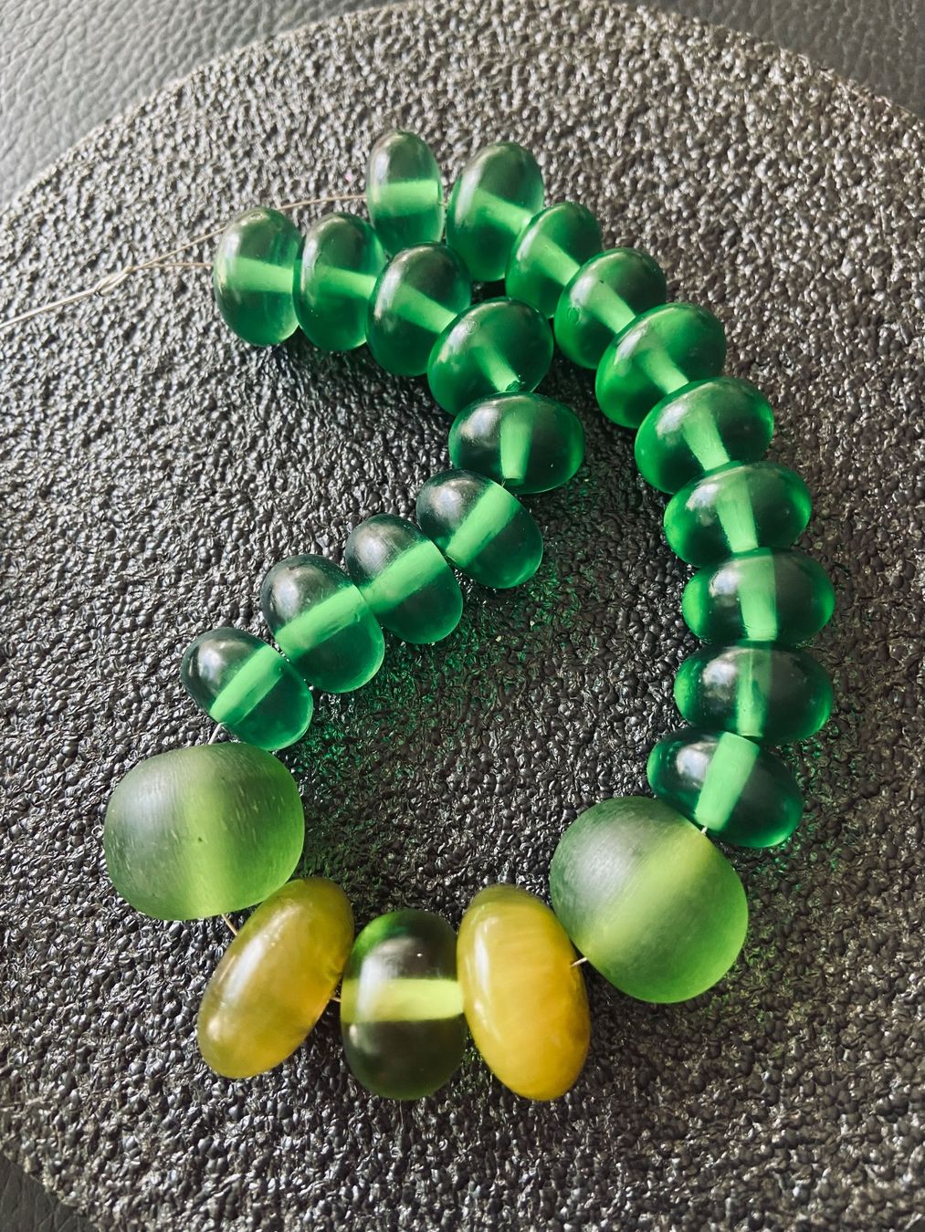 Perle (finte): Perlenmix*Strang * – Nuovo (secondo la descrizione) da Zuerich venduto da Perlen-Decor 2