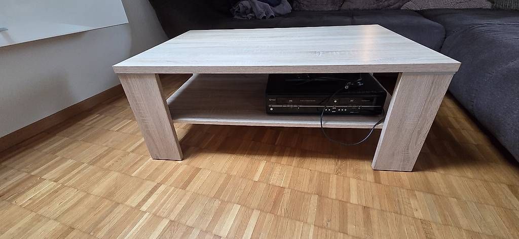 Tische: Couchtisch – Gebraucht aus Pfyn von hei_d7qw 1