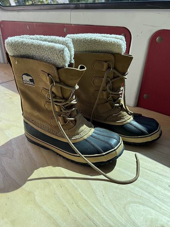 Sorel Scarpe da uomo: Sorel Caribou waterproof Grösse 40 – Usato da Felsberg venduto da Skalandianer 1