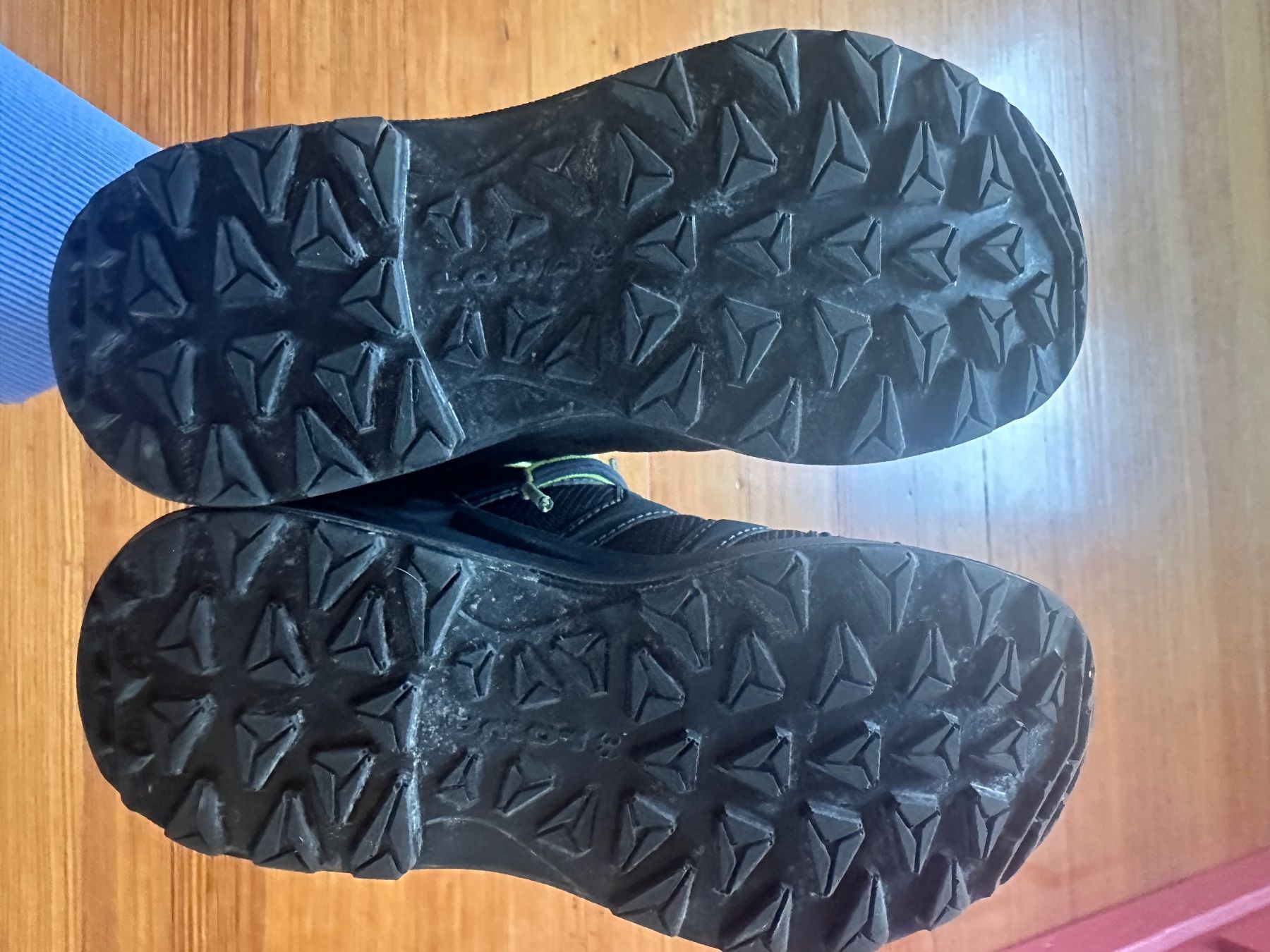 Lowa Chaussures garçon: Lowa Wanderschuhe – D'occasion à St. Gallen par SaryK 3