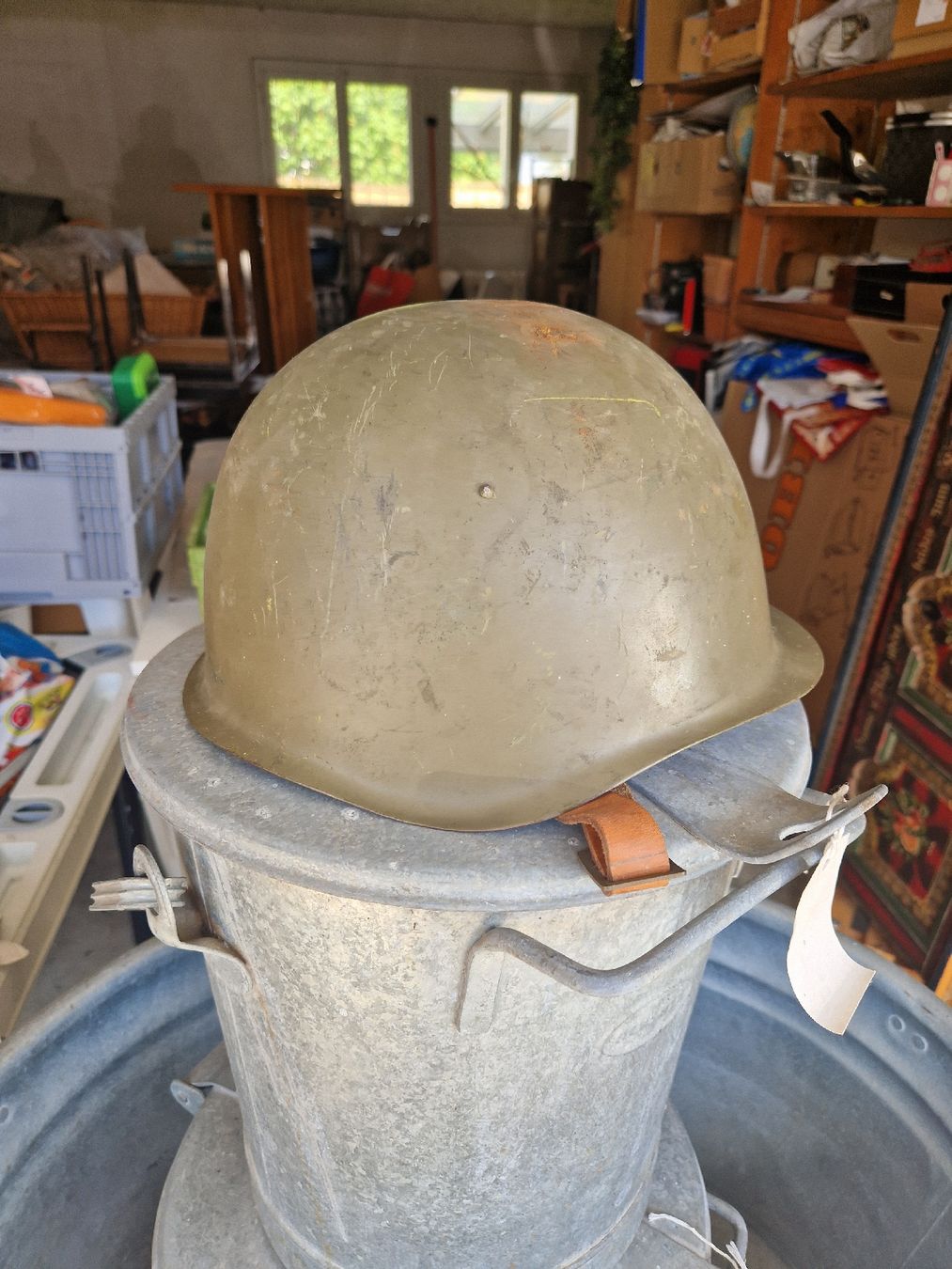 Armée suisse Uniformes & Effets: Arme Helm neuwertiges Leder – D'occasion à Mörigen par Clio111 8