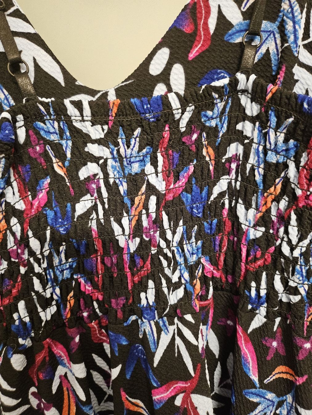 Vestiti: Jolie robe été – Nuovo (secondo la descrizione) da La Tour-de-Peilz venduto da mar_2r26 3