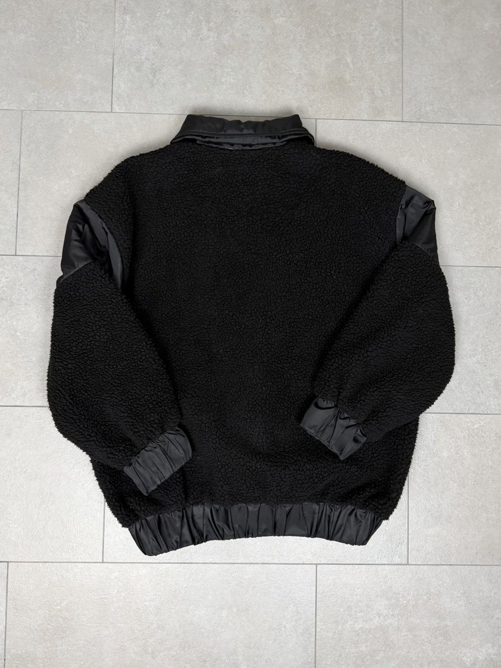 Giacche: Black Oversized Fleece Bomber Jacket – Usato da Biel/Bienne venduto da sami0788480082 2
