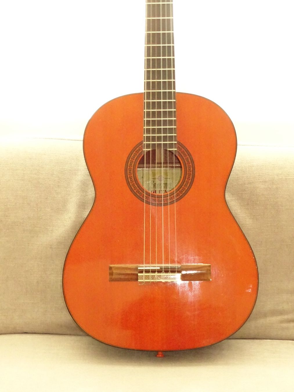 Suzuki Strumenti musicali: 4/4 Konzertgitarre Suzuki No34 – Usato da Hirzel venduto da Musicman03