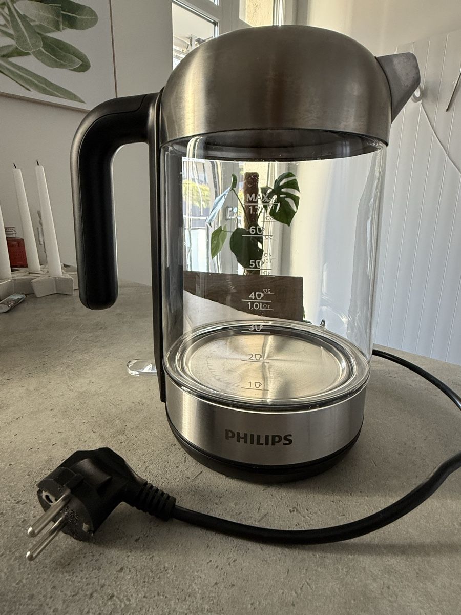 Philips Bollitori: Philips kettle – Usato da Zürich venduto da Liz_premudraya