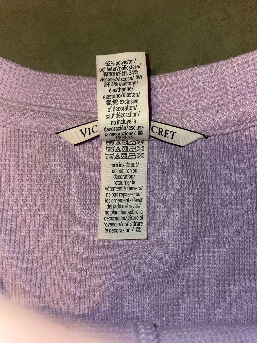 Victoria's Secret Negligees & Pigiami: Victoria's Secret Pyjama – Usato da Fislisbach venduto da arse 3