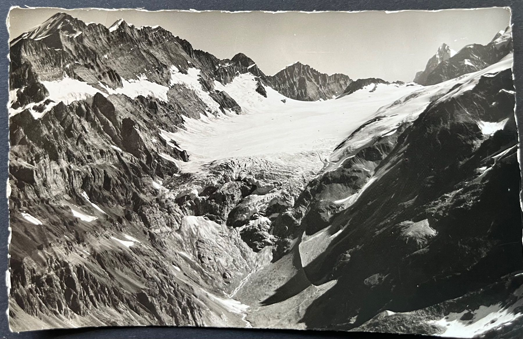 Cartoline postali: Lötschenpass, Blüemlisalp, Eiger, Kandergletscher, Ph. Gyger – Usato da Ostermundigen venduto da DaxKarten-75