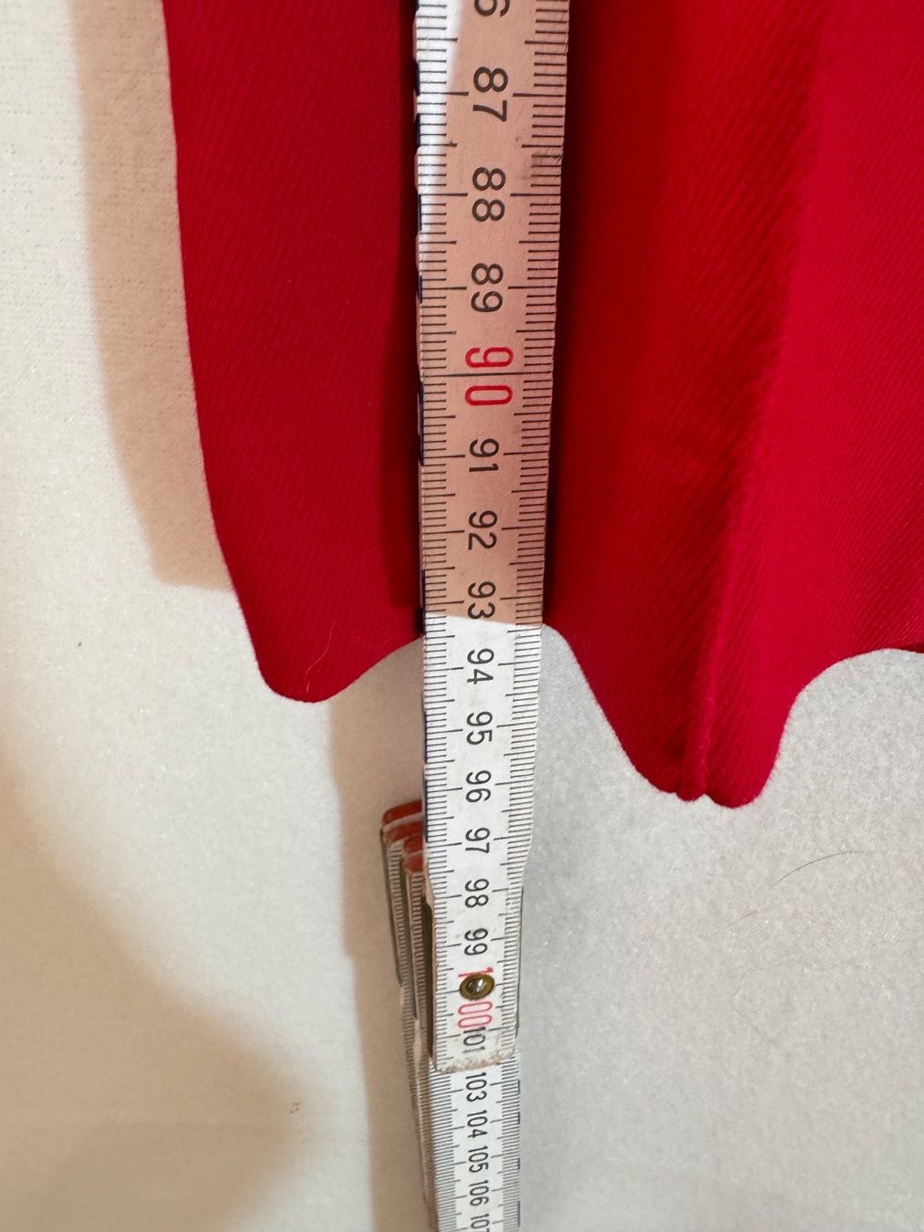 Mango Pantaloni: Rote Hose von Mango Gr. 38 – Usato da Grosswangen venduto da second_hand_dress 1