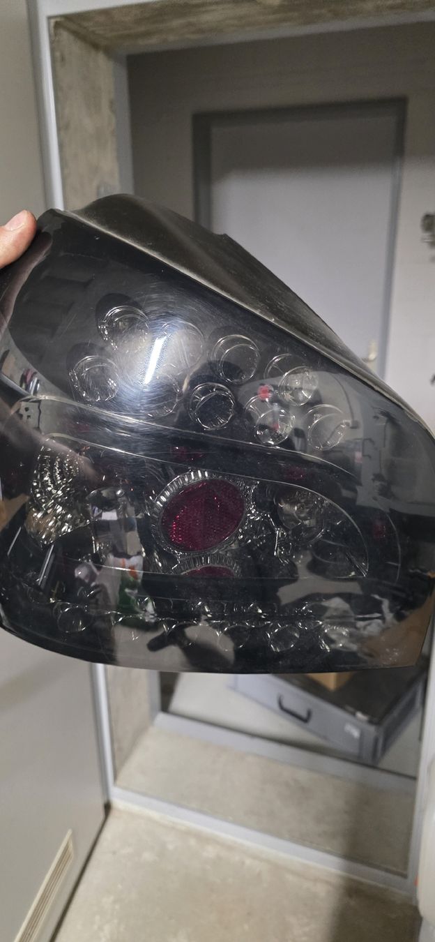 Audi Phares: Audi S3 8L Heckleuchten – Défectueux à Kleinandelfingen par lom_m85w 3