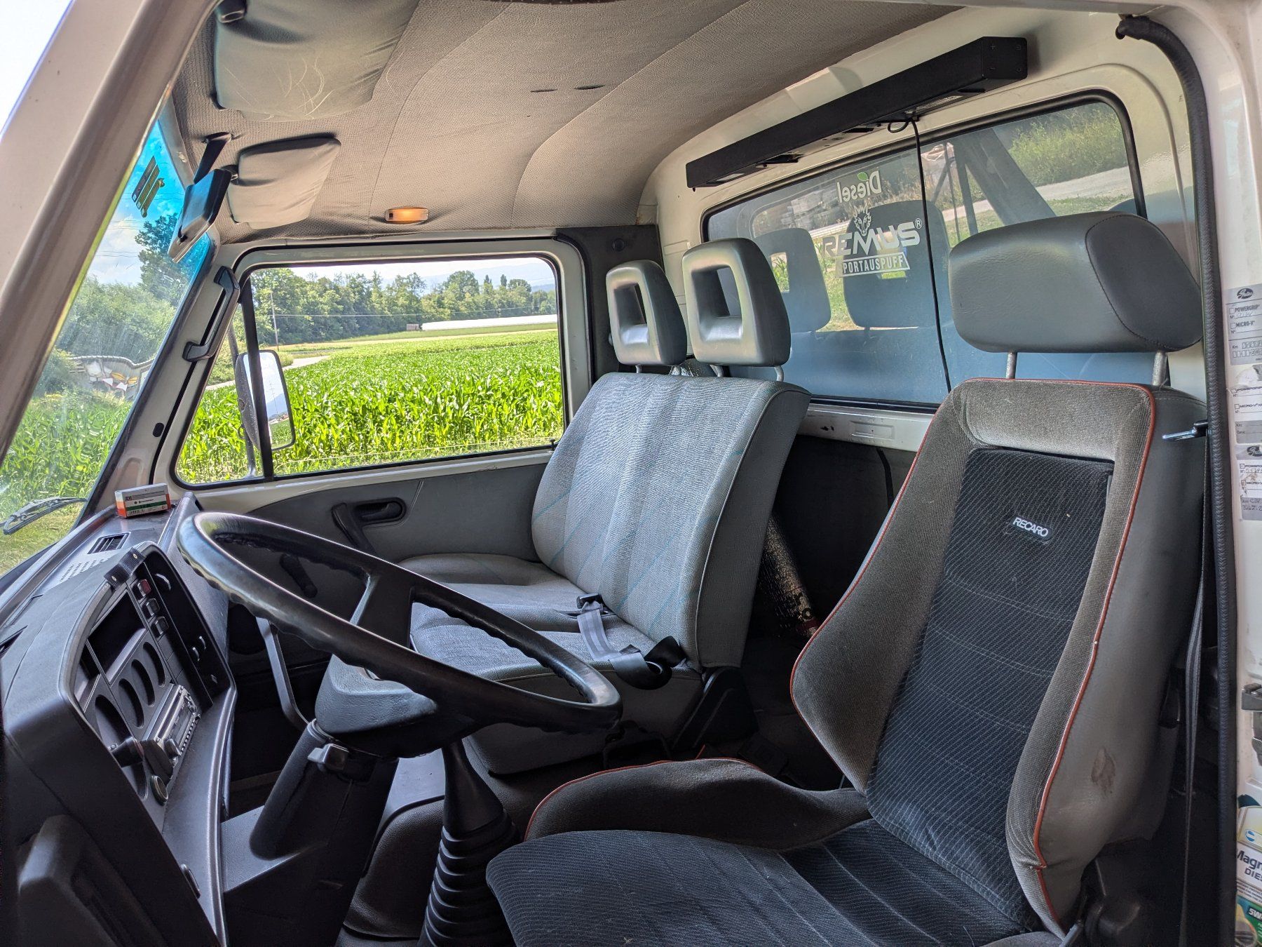 VW Veicoli da campeggio: Originelles Wohnmobil  Eigenbau VW LT35 – Usato da Biel/Bienne venduto da rotem 2