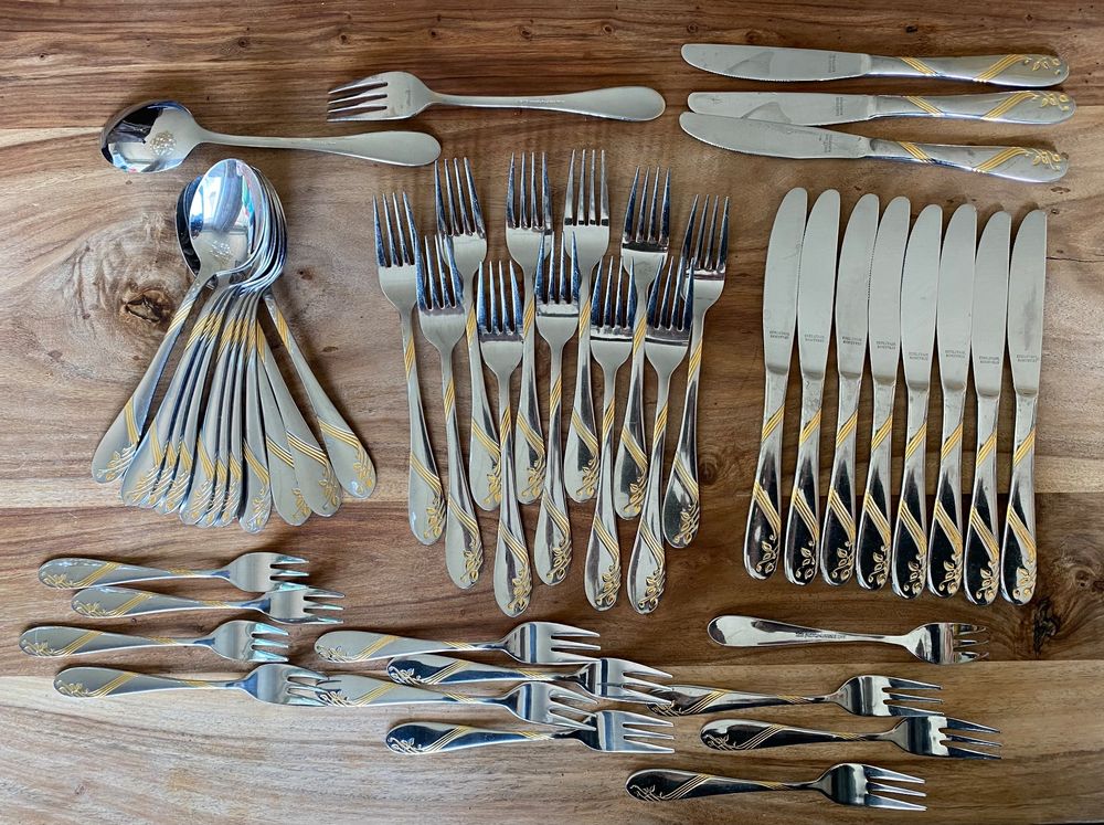 Besteck Vintage rostfrei (32+ Set) (Gebraucht) in Thörishaus für CHF 15 ...