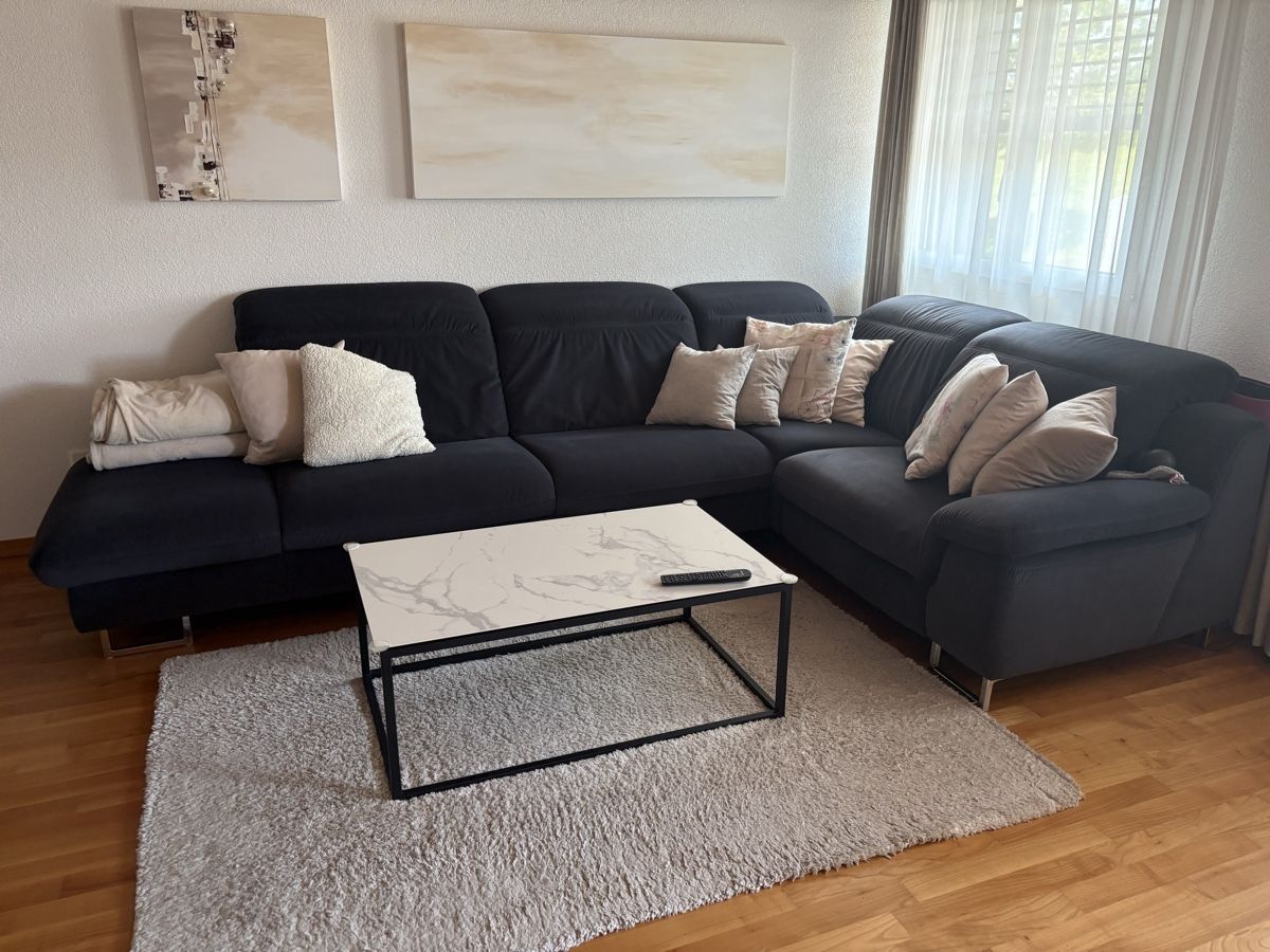 Sofas: Ecksofa antrazith mit Relaxfunktion guter Zustand – Gebraucht aus Lenggenwil von Coco1