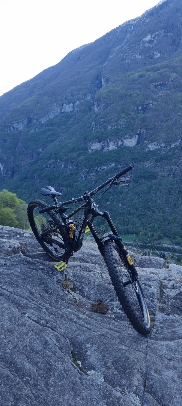 Lapierre Biciclette: lapierre spicy team full 29 – Usato da Avegno venduto da joe_t96r 1