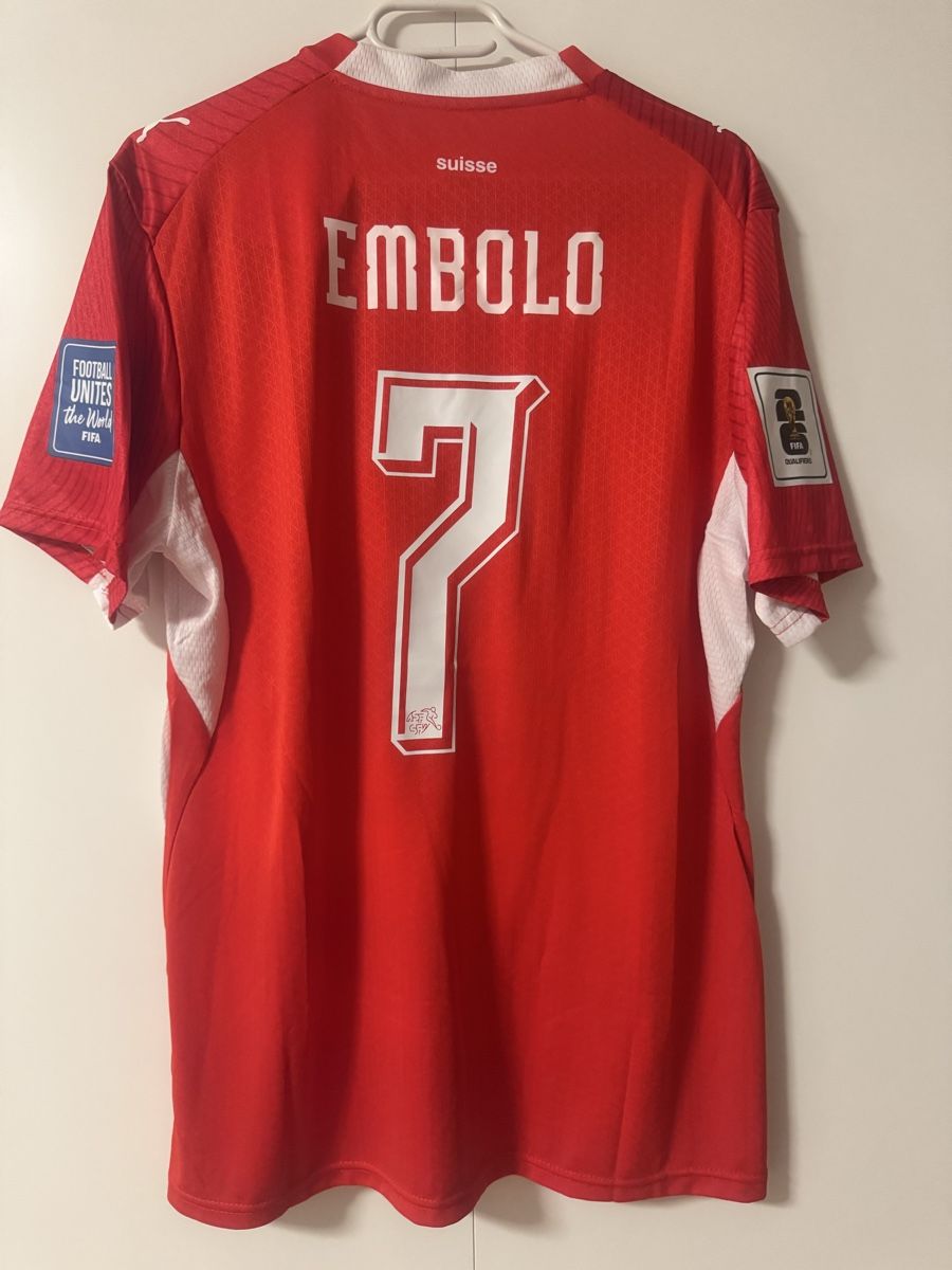 Canottiere & Pantaloni: Schweizer Nati Trikot / Embolo – Nuovo (secondo la descrizione) da Gossau SG venduto da nandoo 1