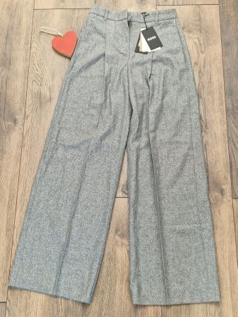 Hose BOSS grau Wolle Grösse 32 neu mit Etikett