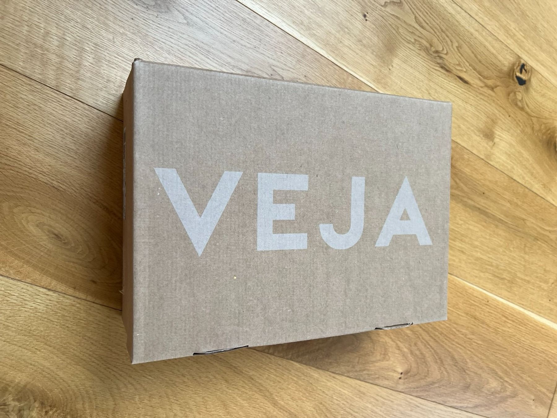Veja Herrenschuhe: NEUE Original VEJA Sneakers, Grösse 42 – Neu und originalverpackt aus Biel-Benken BL von Aplus0 8