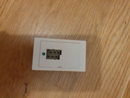 TT83 Telefonsteckdose